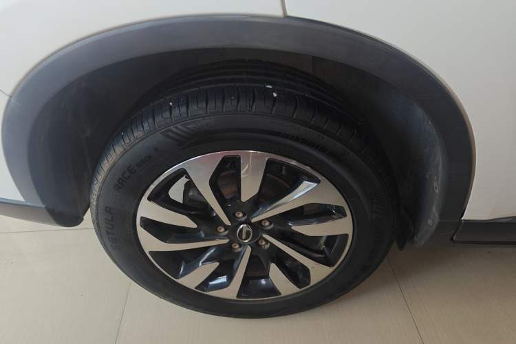 Used GAC Trumpchi GS4 2018 200T G-DCT Two-Wheel Drive Elite Edition Right Rear Wheel Hub