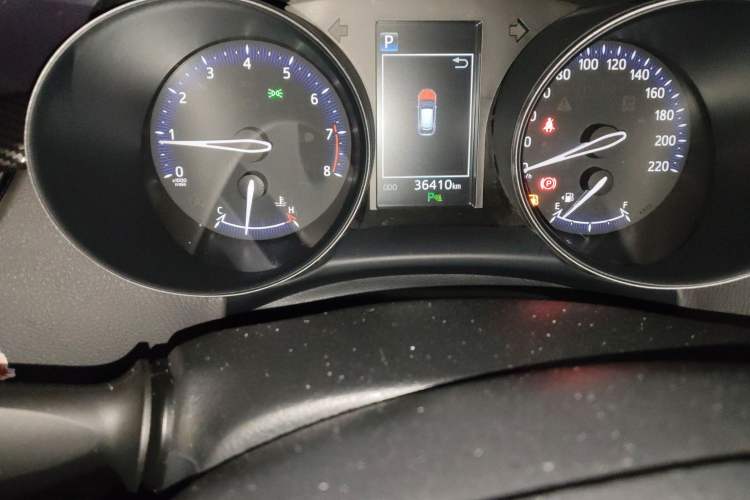 Used Toyota C-HR 2018 2.0L CoolRun Luxury Edition China V Standard