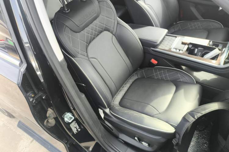 Used EXEED Lanyue 2021 390T Two-Wheel Drive StarRui Long-Range Version
