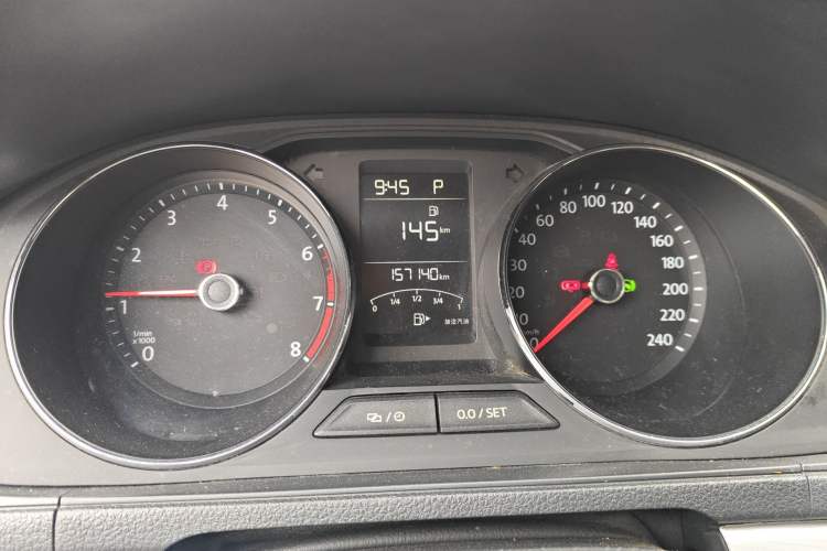 Used Volkswagen Lavida 2017 1.6L Automatic Comfort Edition Instrument Cluster