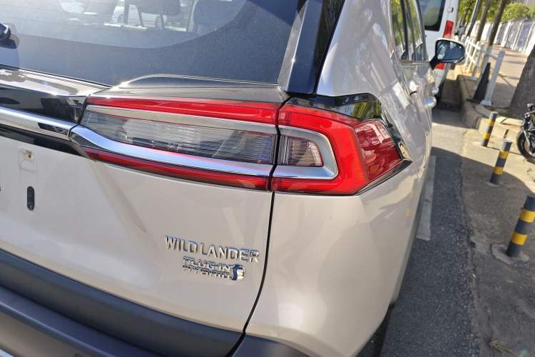 Used Toyota Wildlander New Energy 2021 High-Performance Edition 2.5L Two-Wheel Drive Powerful Version
