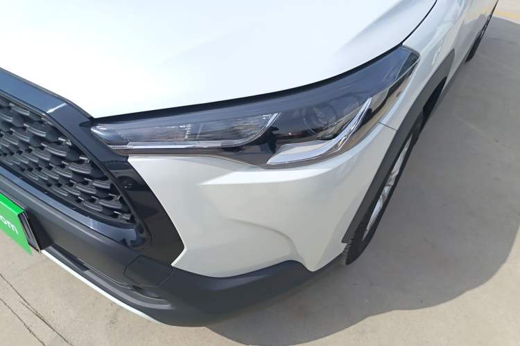 Used Toyota Corolla Cross 2023 2.0L Pioneer Edition Left Front Headlight