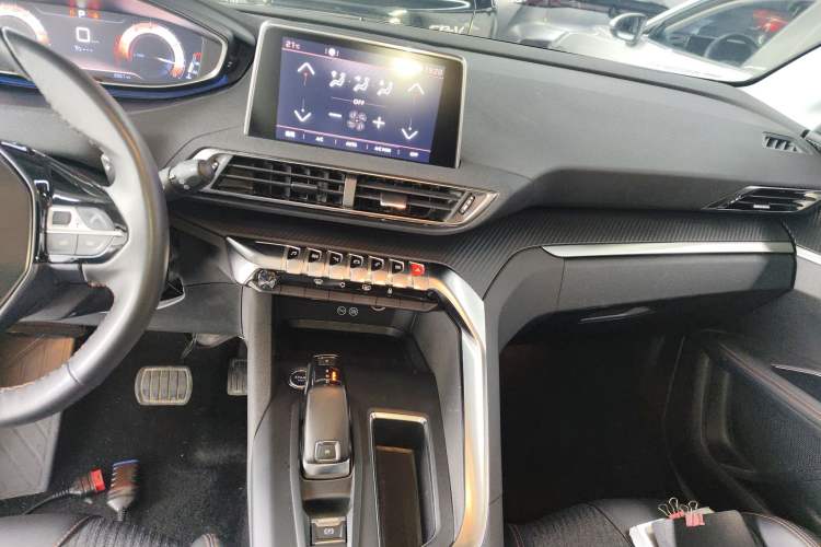 Used Peugeot 4008 2018 350THP Elite Edition Audio And AC Panel