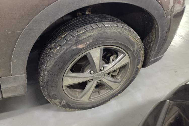 Used Haval H6 Coupe 2016 Blue Label 1.5T Automatic Two-Wheel Drive Urban Model Right Front Wheel Hub