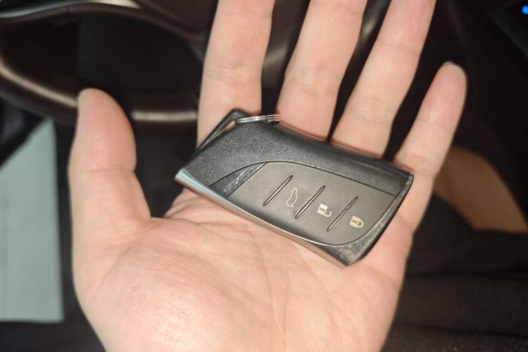 Used Lexus ES 2018 300h Premier Edition China V Standard
