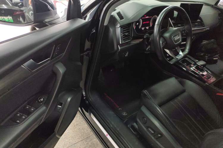 Used Audi Q5L 2022 Updated 40T Luxury Dynamic Edition
