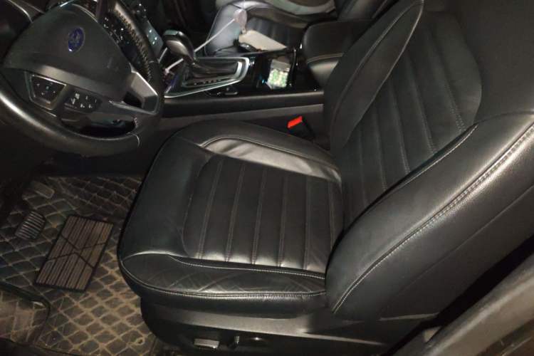 Used Ford Edge 2018 EcoBoost 245 Four-Wheel Drive Titanium 7-Seater