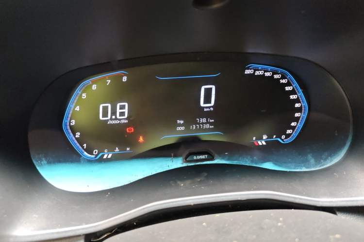 Used Wuling Hongguang S3 2018 1.5L Manual Comfort Model China V Standard Odometer Close Up