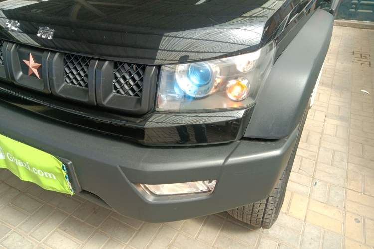 Used BAIC Off-Road BJ40 2016 40L 2.3T Automatic All-Wheel Drive Premium Edition Left Front Headlight
