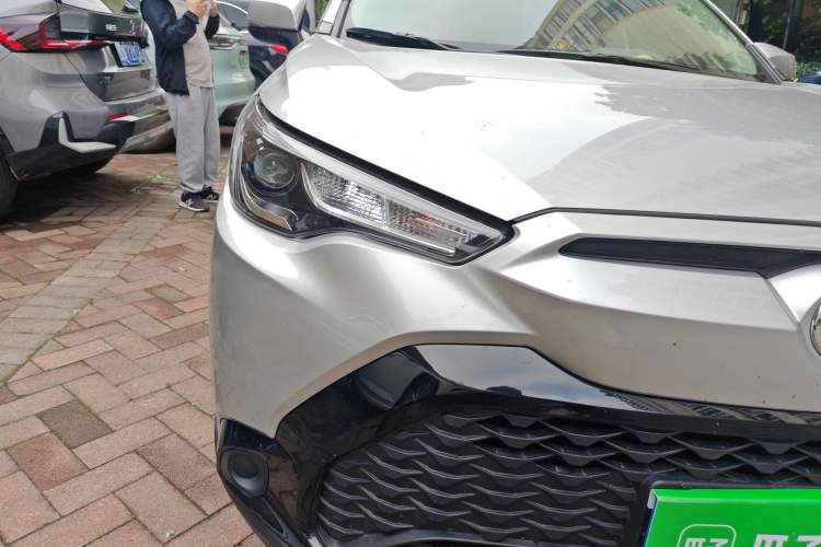 Used Toyota FRONTLANDER 2023 2.0L CVT Elite Edition Right Front Headlight