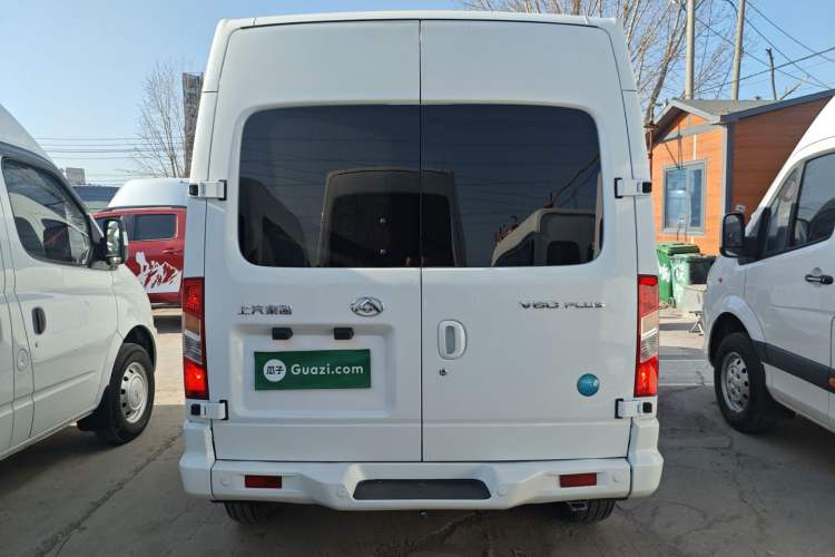 Used SAIC MAXUS Xintu V80 2021 2.0T PLUS Manual All-Around King Long Wheelbase Mid-Roof Variant with 6/7/8/9 Seats
