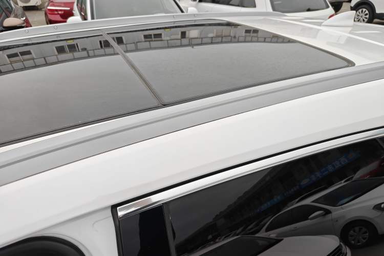 Used Cadillac XT5 2018 25T Luxury Model
