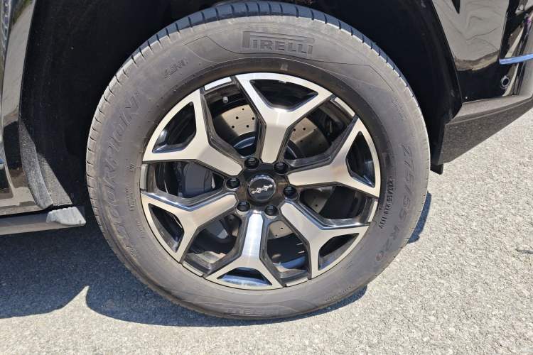 Used Formula Leopard 8 2025 Smart & Brave Flagship Edition 7 Seats