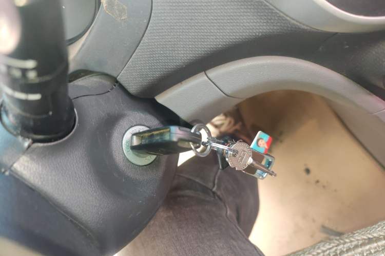 Used Hyundai Verna (older generation) 2010 Sedan 1.4L Automatic Comfort Model GS
