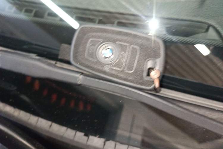 Used BMW 3 Series 2018 320i M Sport Package
