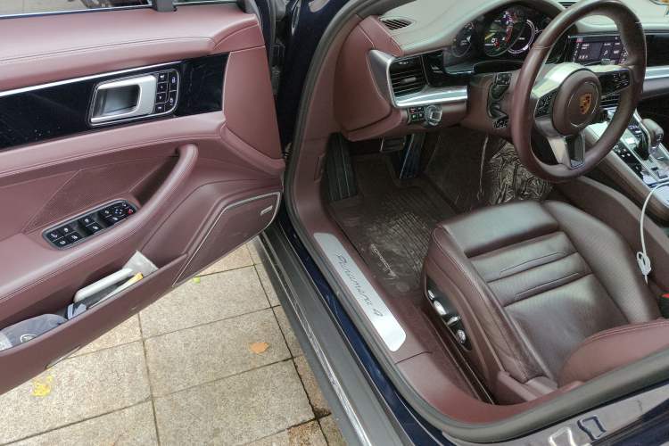 Used Porsche Panamera 2017 Panamera 4 E-Hybrid Executive Long Wheelbase 2.9T