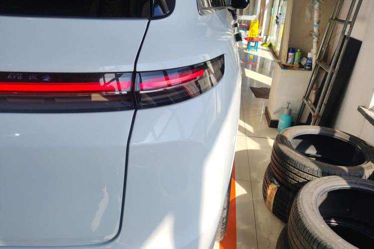 Used Li Auto L7 2023 Pro Model Right Rear Taillight