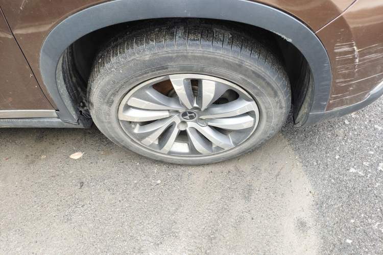 Used DS 6 2014 1.6T Luxury Edition THP160 Right Front Wheel Hub