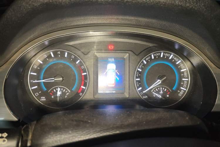 Used Haval H2 2014 1.5T Manual Two-Wheel Drive Elite Edition Instrument Cluster