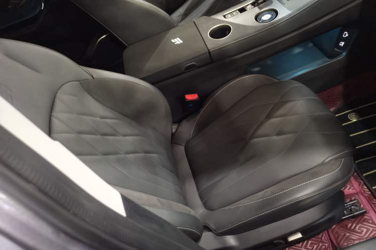 Used JETOUR Shanhai L9 2024 1.5TD 2DHT Pro 7-Seater
