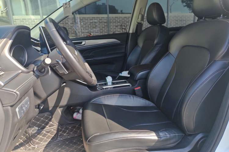 Used Haval M6 2021 PLUS 1.5T DCT Luxury Smart Connectivity Model
