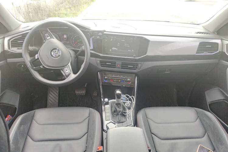 Used Volkswagen Tayron 2020 330TSI Two-Wheel Drive Luxury Smart Connectivity Version
