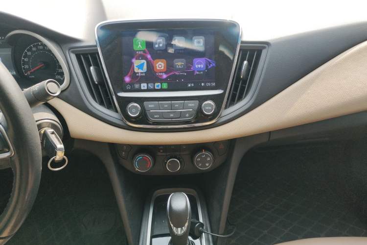 Used Chevrolet Monza 2022 320 Automatic Enjoyment Sunroof Version Audio And AC Panel