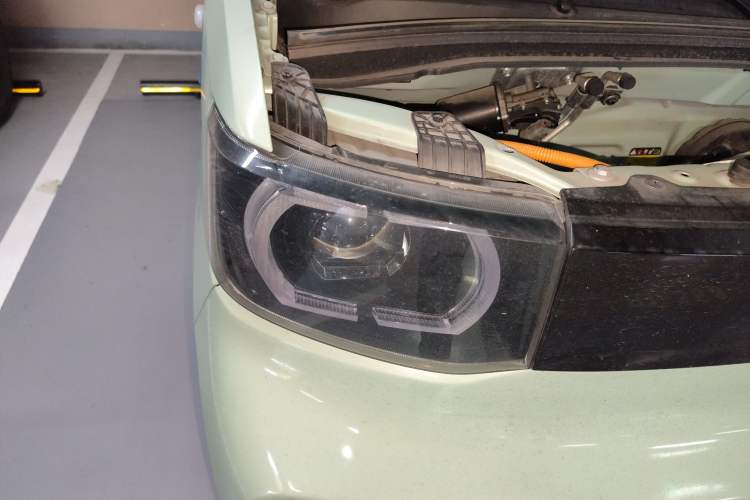 Used Wuling Hongguang MINIEV 2021 Macaron Fashion Model Lithium Iron Phosphate
