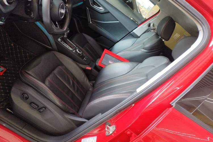 Used Audi Q2L 2022 35 TFSI Progressive Dynamic Edition Left Front Seat