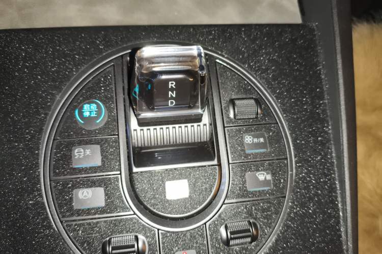 Used BYD Seal 06 New Energy 2024 DM-i 80KM Luxury Model Gear Lever