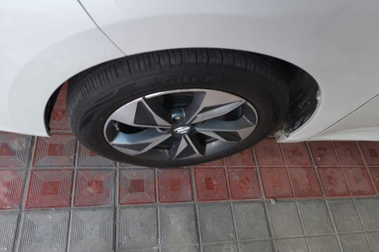 Used GAC Trumpchi M6 2023 PRO 270T DCT Luxury Edition
