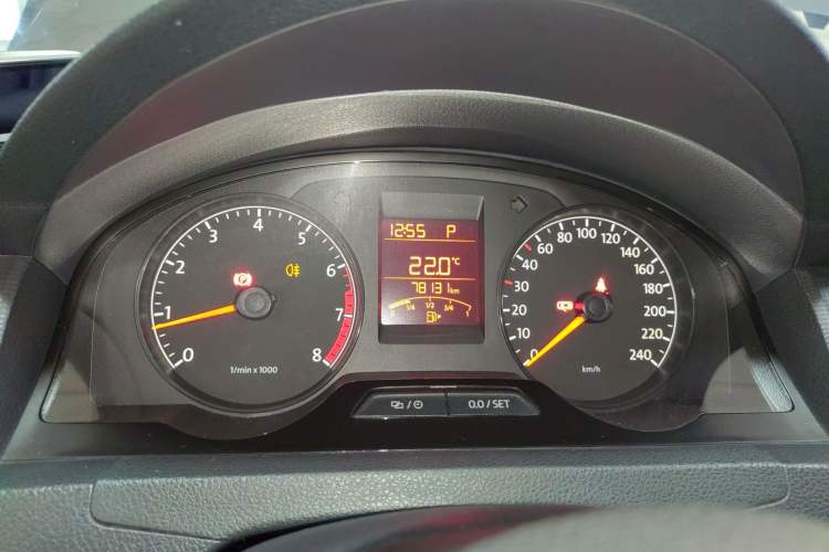Used Volkswagen Santana 2013 1.6L Automatic Fashion Edition Instrument Cluster