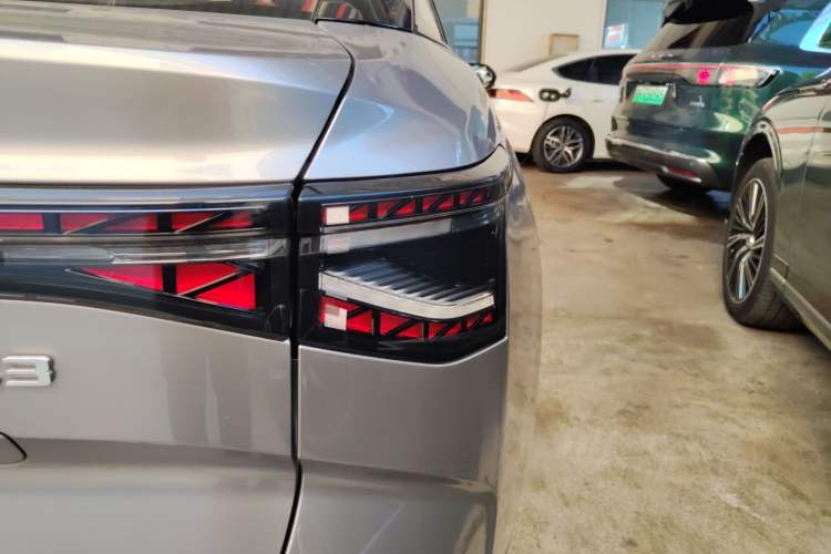 Used Toyota bZ3 2024 517 km Elite PRO