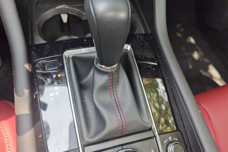 Used Mazda 3 Axela 2023 2.0L Automatic ZhiZhen Edition
