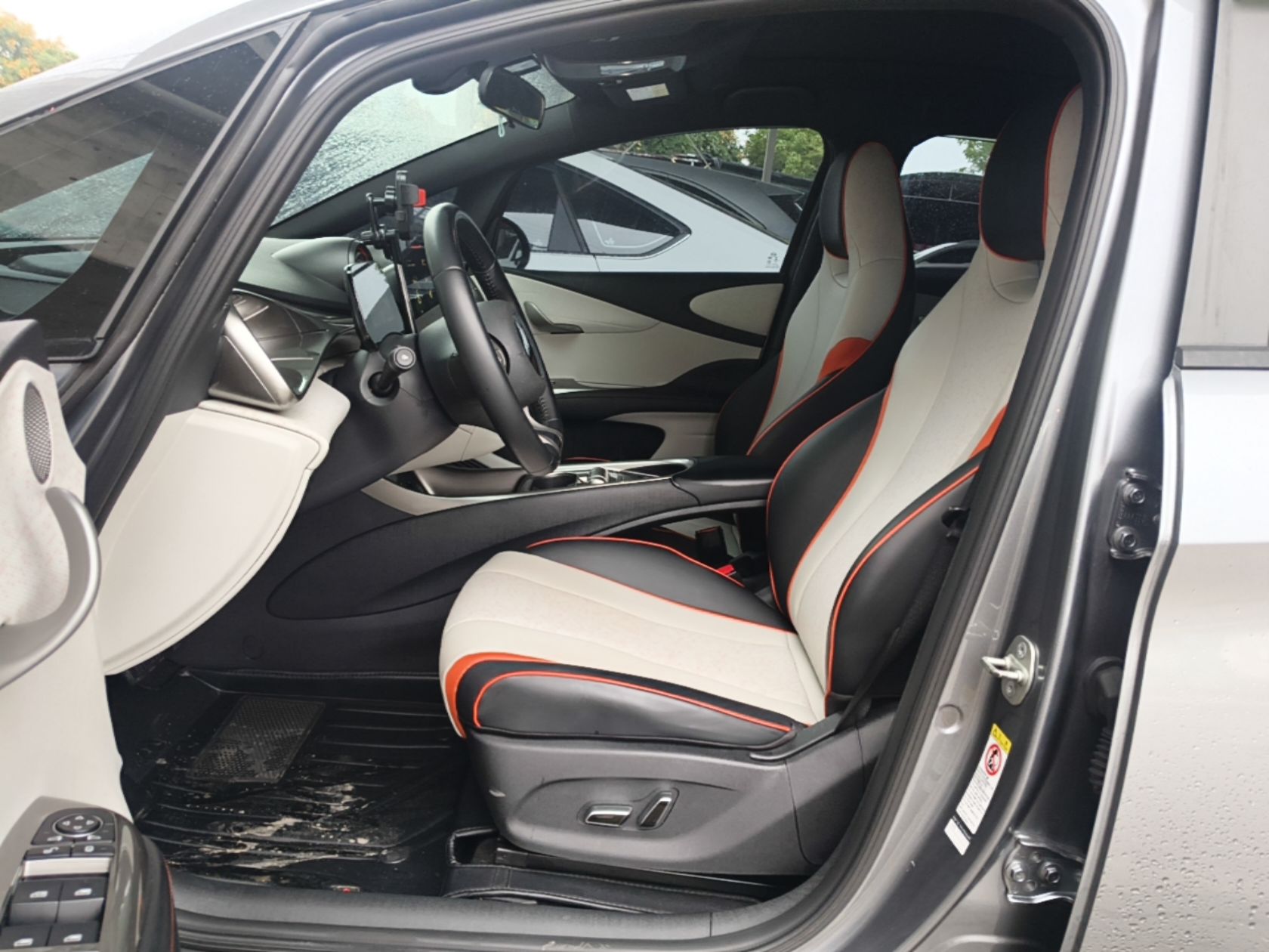 BYD Dolphin 2021 405 km Fashion Edition — снимка 17