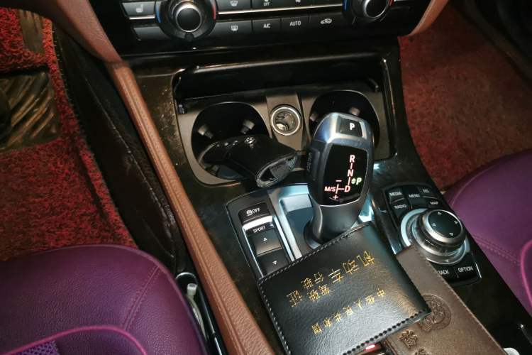 Used BMW 5 Series 2014 525Li Leading Model