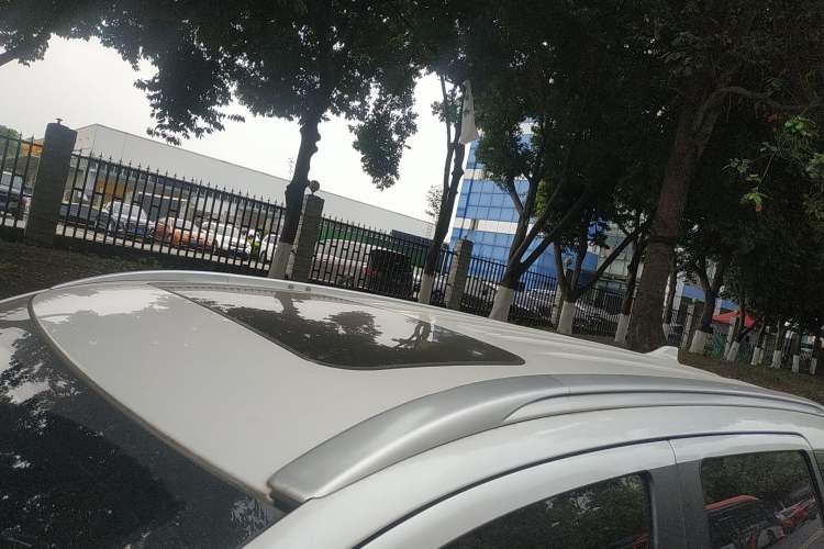 Used Mitsubishi Outlander 2019 2.4L 4x4 Zhi Xiang Edition 7 Seats China VI Standard