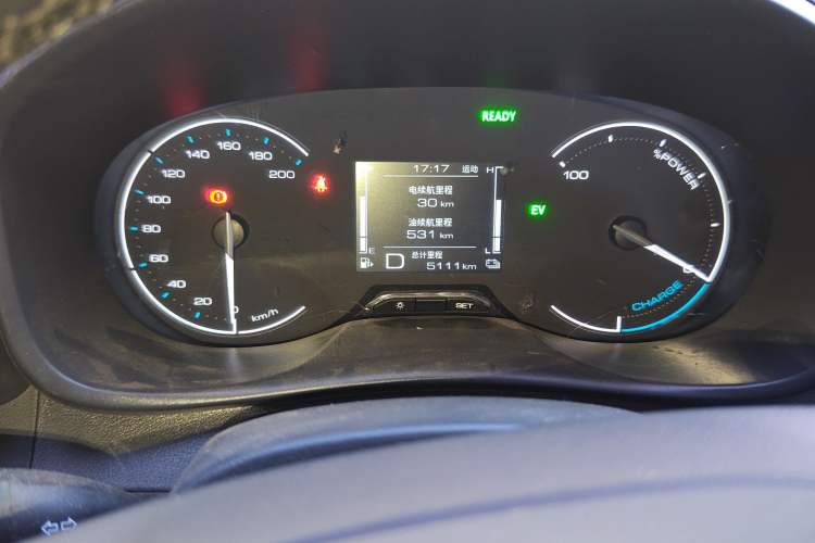 Used Wuling Hongguang New Energy 2025 Extended-Range Hybrid 50KM Comfort Version Odometer Close Up