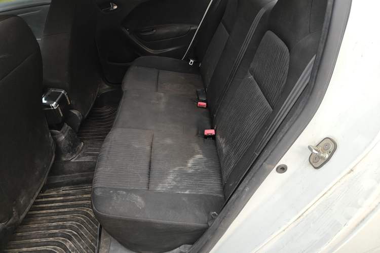 Used Citroen Elysee 2014 1.6L Manual Fashion Model CNG
