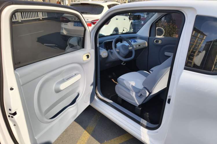 Used Bestune Pony 2025 222km Range Agile Horse Driver Seat