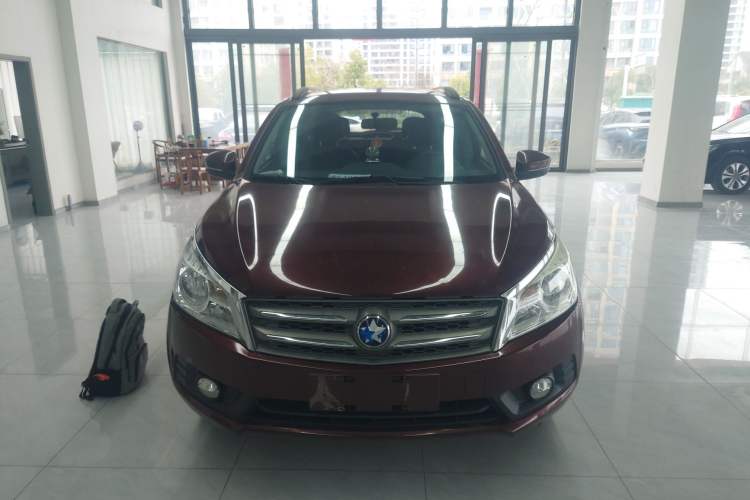 Used Venucia T70 2015 1.6L Manual Ruixing Edition
