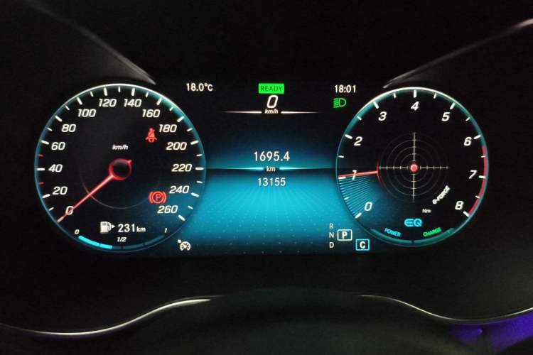 Used Mercedes-Benz C-Class 2021 C 260 L Sport Edition Star Collection Odometer Close Up