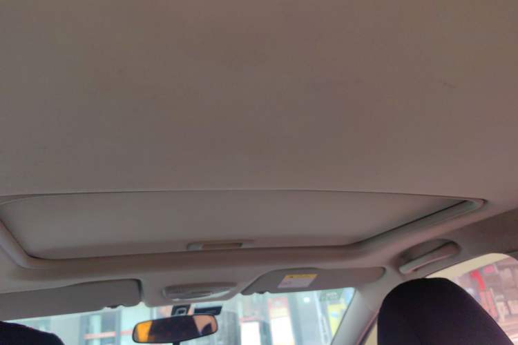 Used Chevrolet Sail 2015 Sail 3 1.5L Manual with Ideal Sunroof Edition
