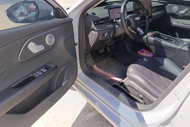 Used Chery Fengyun A8L 2025 1.5 TGDI 145 km Luxury Version Driver Seat