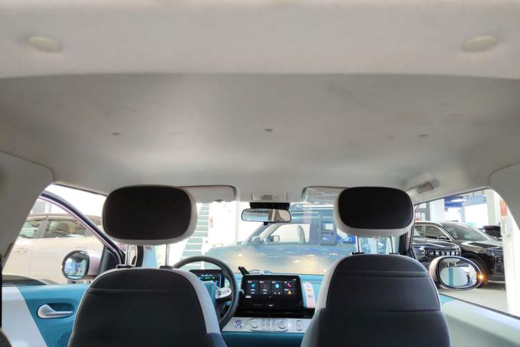 Used CHANGAN NEVO Lumin 2022 155 km – Refreshingly Sweet Edition Headliner