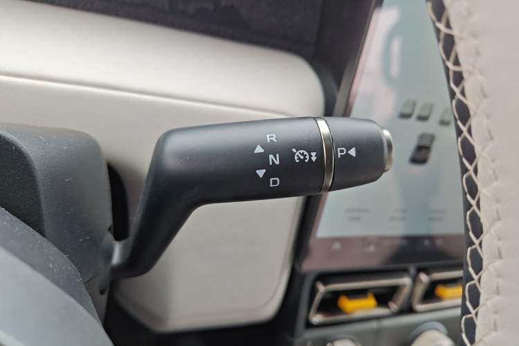 Used iCAR V23 2025 501 Four-Wheel Drive Intelligent Driving Version Gear Lever