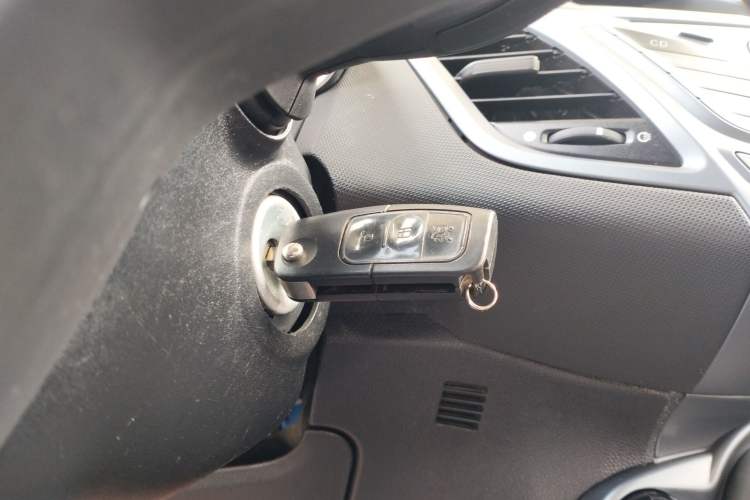 Used Ford Fiesta 2013 Hatchback 1.5L Automatic Fashion Edition Vehicle Key