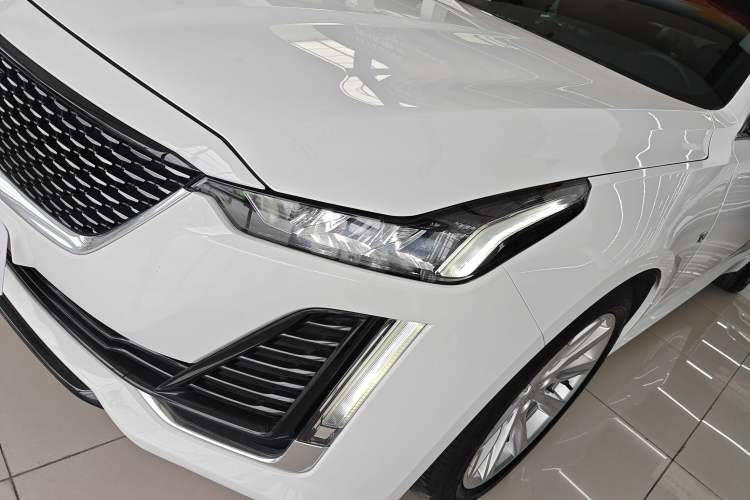 Used Cadillac CT5 2021 28T Tech Edition Left Front Headlight