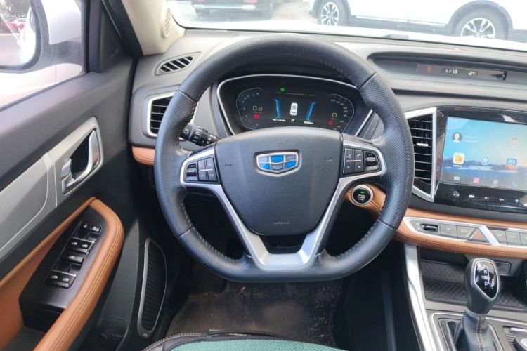 Used Geely Auto Vision X6 2019 1.4T CVT 4G Connected Luxury Version China V Standard
