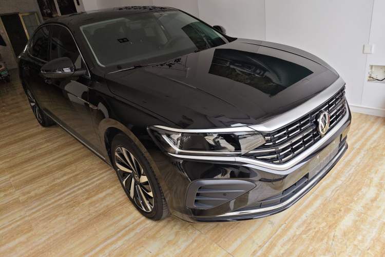 Used Volkswagen Passat 2025 Premium Version 380TSI Dragon Edition